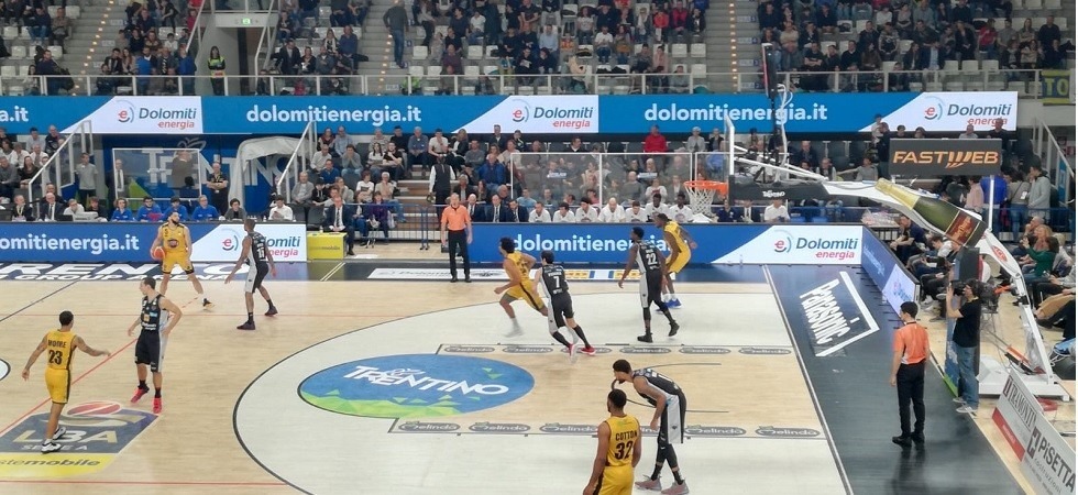 L'Aquila Basket non molla mai, la Fiat Torino resta in panne